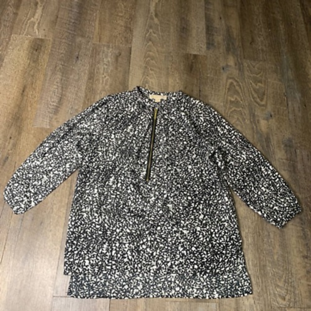 MICHAEL Michael Kors Blouse Top Womens Size 4 White Black Floral Print Half Zip